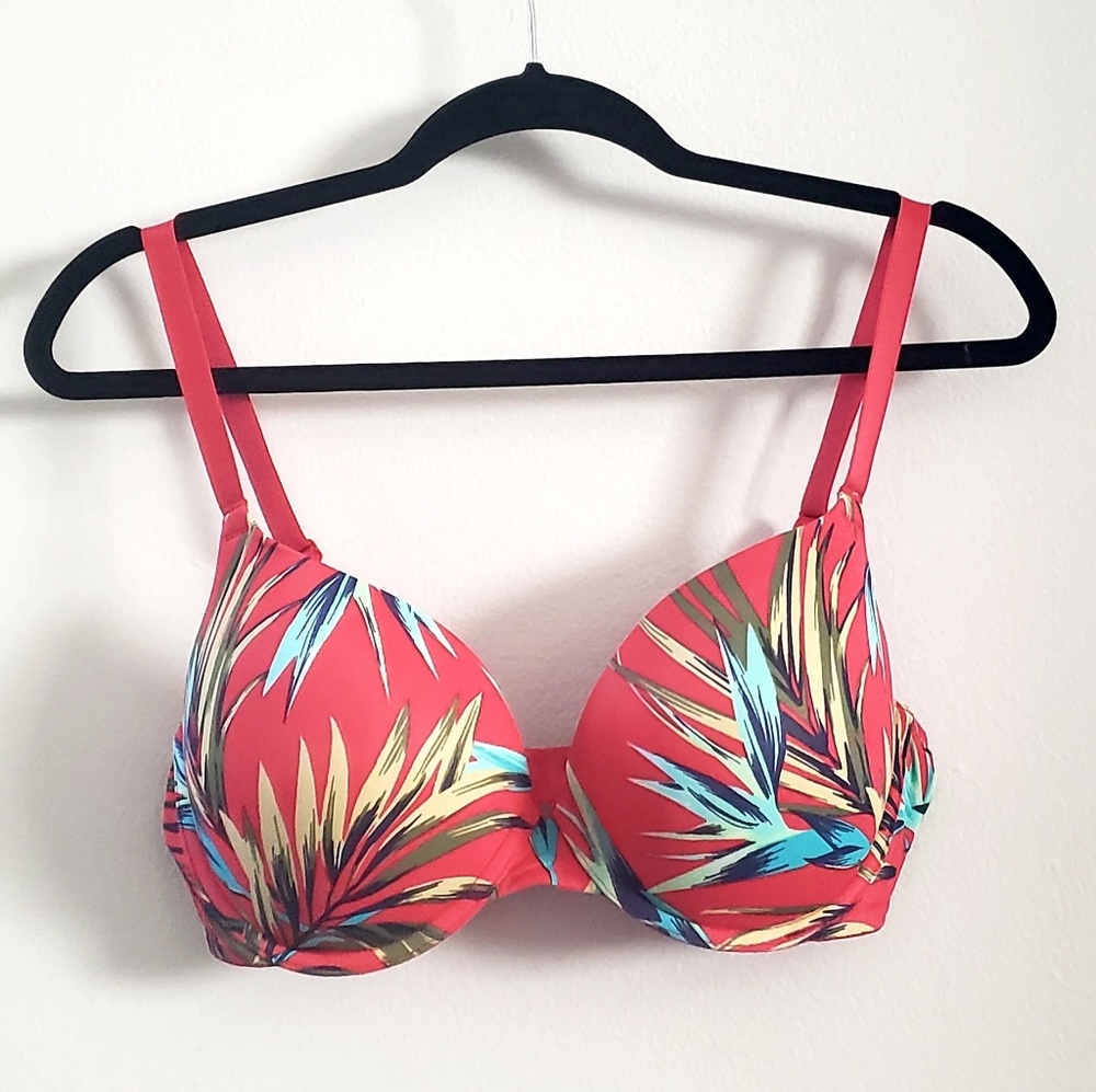 Victoria's Secret Pink bra